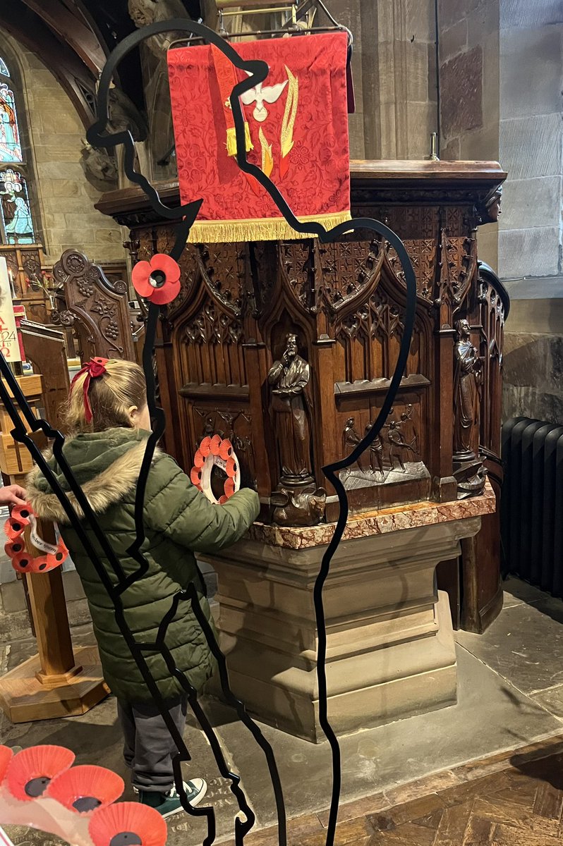 A wholesome morning at Messy Church followed by the Remembrance Service and parade 🙏🏻