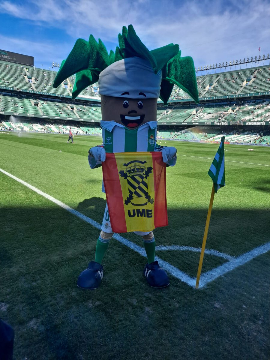 Costaskywalker tweet media