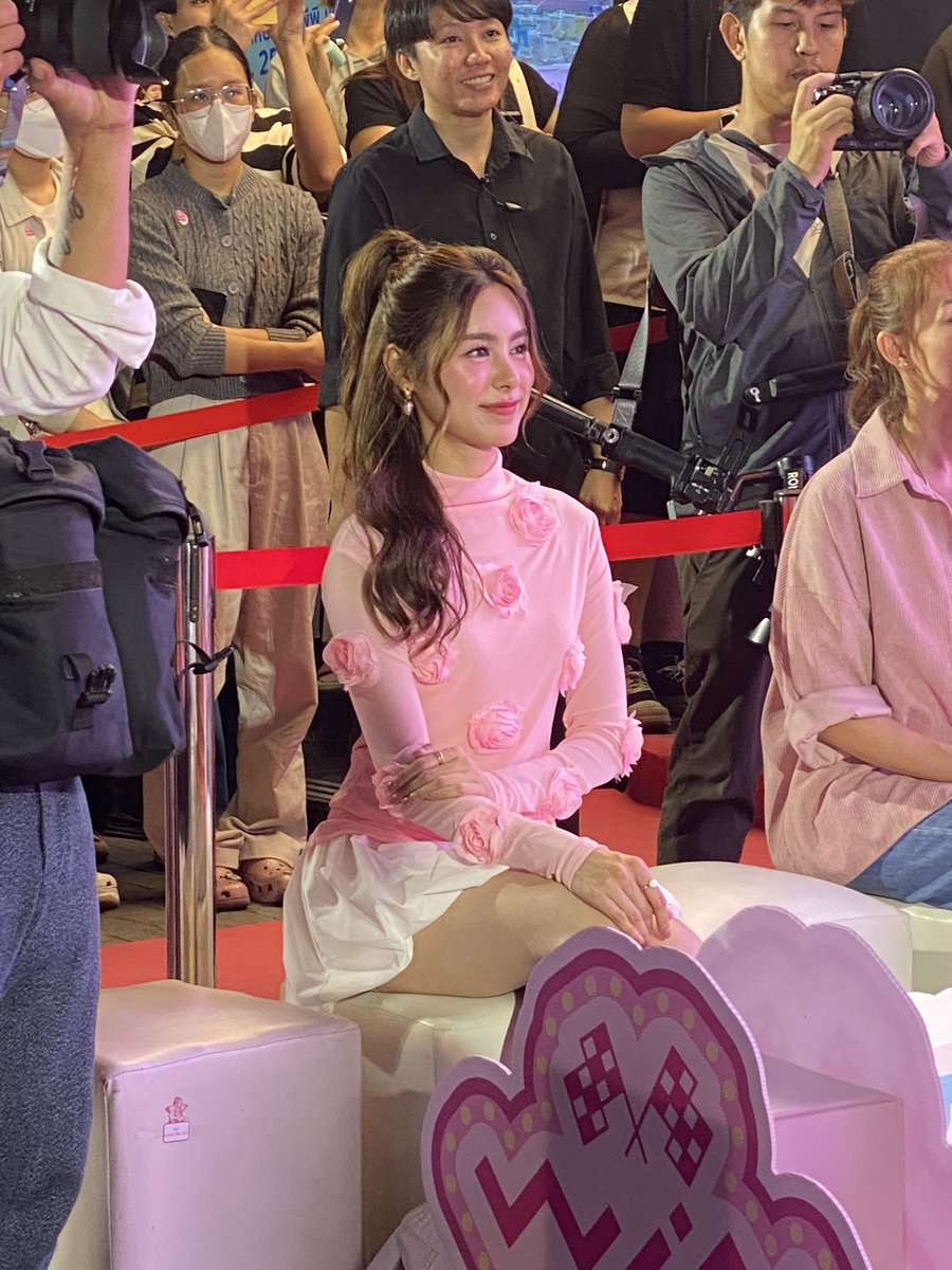 ∂єωу◞♡ tweet media