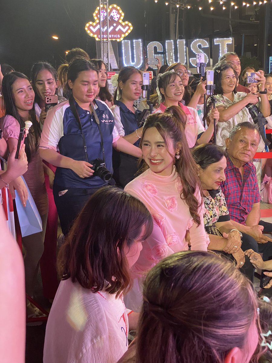 ∂єωу◞♡ tweet media