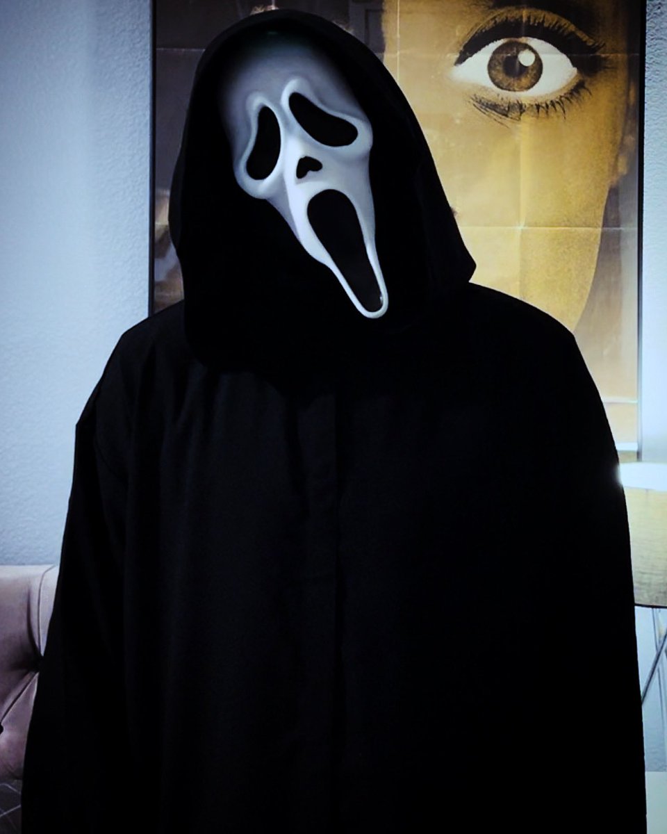 ScreamGhost2's tweet image. Hello…… it’s been a while X 👻🥶