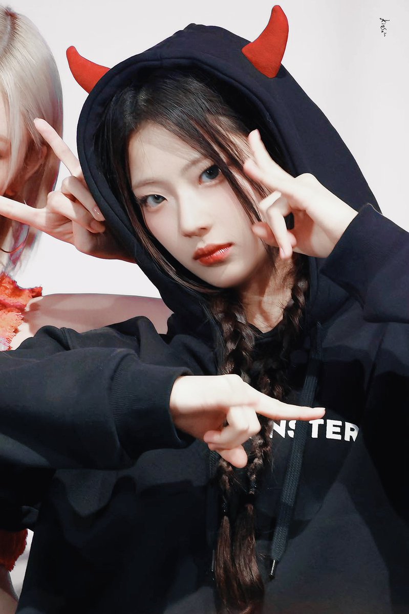 241110 𝗬𝗚

 ꒰ঌ๑º꒳º๑໒꒱

#RUKA  #루카 #河井瑠花
#BABYMONSTER #베이비몬스터