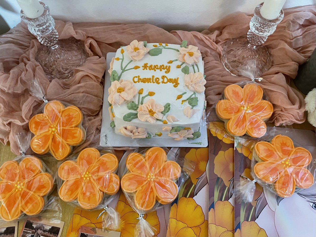 lhaechives's tweet photo. Day 1 to Day 2🧡 Happy to spend a a very chenleful week with @KH1000LE_PH 🥹 Just went to checkout the cafe yesterday everything was so soooo pretty thank you so much for giving us this chance to celebrate lele’s birthday together!🥰
#BloomWithCHENLE https://t.co/fnxr9y0tyK