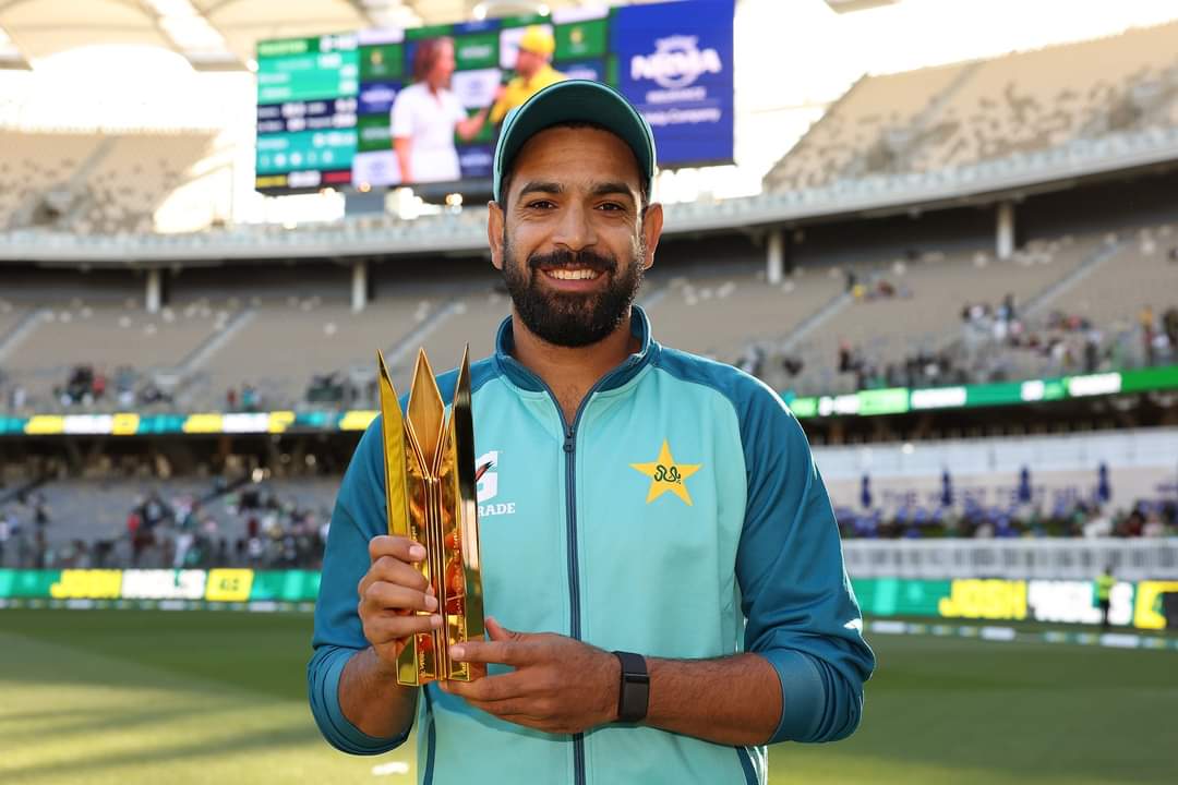 SajSadiqCricket's tweet photo. Pictures courtesy of PCB from the 3rd ODI today between Australia and Pakistan at Perth #AUSvPAK #Cricket https://t.co/9geEcFquI3