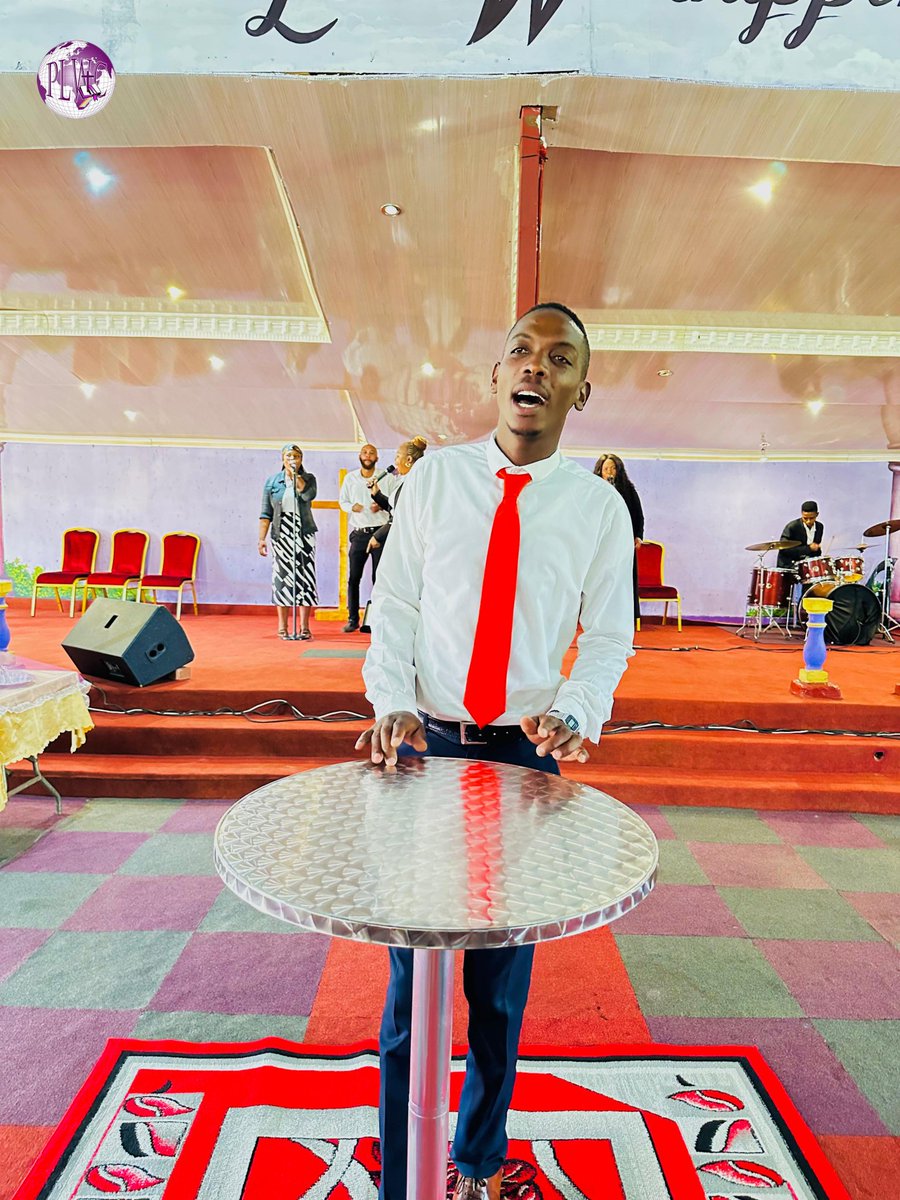 PLWC2001's tweet photo. Deacon Simphiwe Hlatshwayo welcomed our visitors.
#SundayService #PLWC23 #HolyCommunionSunday #Thanksgiving #BishopDCNkosi https://t.co/UNw6Cypc7u