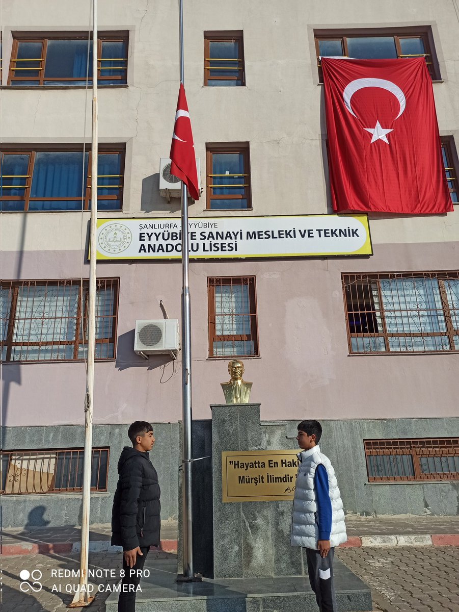 EyyubiyeM's tweet photo. #10KasımSonsuzlukDemek 
Saygı,rahmetle,özlemle...
@hasansildak 
@hamit_kyc 
@harrani63 
@EyyubiyeMem63 https://t.co/EyzZ4FX8Mb