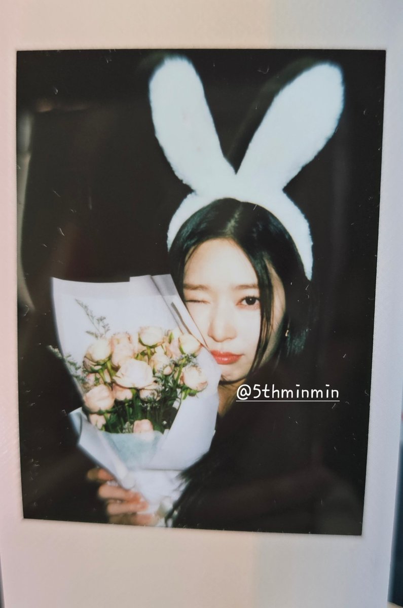 5thminmin's tweet photo. 241110 청설무대인사 민주
이상하리만큼 팬서비스 만랩인 신인배우👸 사랑많이받는거보니까 넘좋고 행복했댜💕 너무예쁘고 잘하고 착하디착한 우리 민쥬!! 늘 응원해 사랑해 오늘도 빠이팅💪 https://t.co/0Go3Buefon