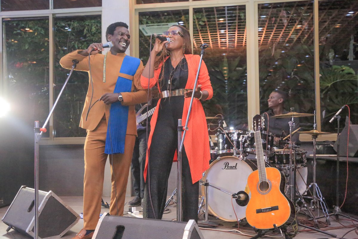 cfkbadminton's tweet image. Elegance, ambition, and vision—all in one room. 

#cfkawards2024 #StyleAndSubstance #badmintonatitsbest #cfkbadminton