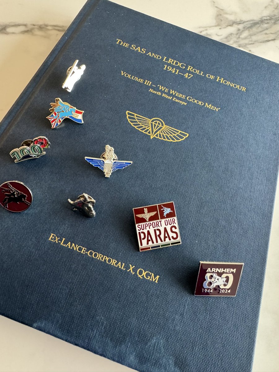 Never forgotten, those that served and those that still do, thank you 🙏🏻
#RememberanceDay #ArmistaceDay <a href="/SAS_LRDG_ROH/">SAS-LRDG-ROH</a> <a href="/supportourparas/">SUPPORT OUR PARAS</a> <a href="/The100Peaks/">100 Peaks Challenge</a> <a href="/TheParachuteReg/">TheParachuteRegiment</a> <a href="/PRA_Airborne/">The Parachute Regimental Association</a>