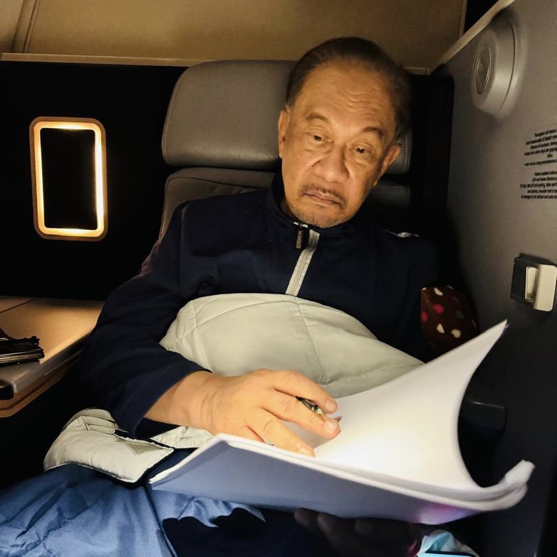 Anwar Ibrahim tweet media