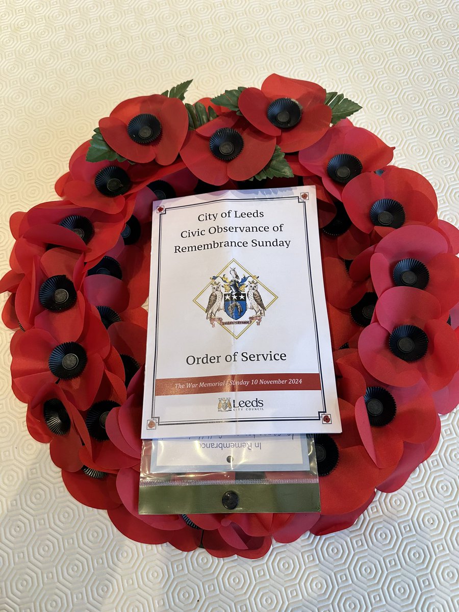 I was honoured to lay a wreath on behalf of my group on #Leeds City Council at today’s Civic Observance of #Remembrance Sunday, In Remembrance of all who gave their lives that we may live in peace &amp; freedom. At the going down of the sun and in the morning, we will remember them.
