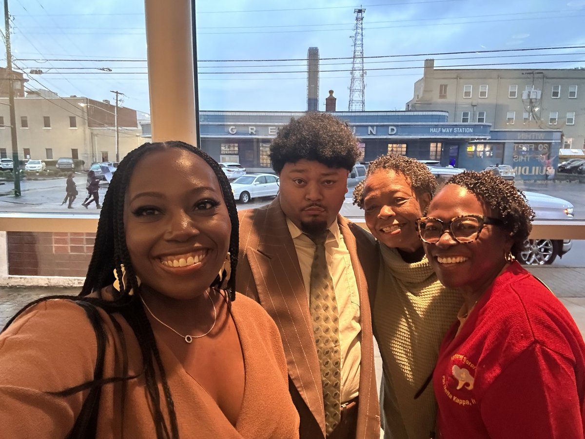 PrincipalSDavis's tweet photo. Awesome performances last night at The Ned!! Soror Rita Perry, Clifton Smith, and the entire cast were phenomenal!! #ColorPurple #TheNedJacksonTn https://t.co/rvZuD1Vamg
