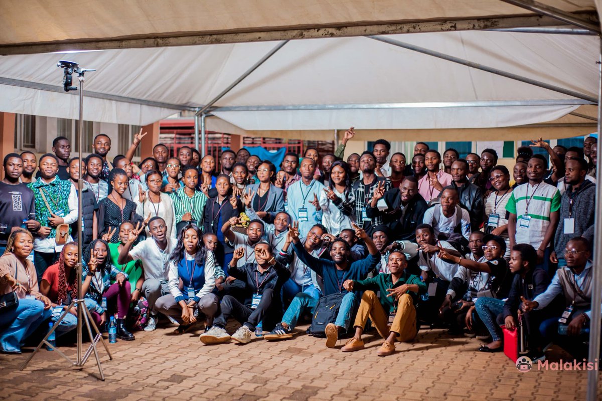 CrispinNjewa's tweet photo. 🚀 Proud to join Malakisi, a 3-month  training by @drcmin2 &amp; @GdgKivu with support from @USEmbKinshasa! Just wrapped up Week 1, learning modern app dev skills to drive digital transformation in DRC. Excited for what’s next! 🌍 #Malakisi #programming #DRCMind @CEEProgram @drcmin2 https://t.co/TmKnRKuKQd