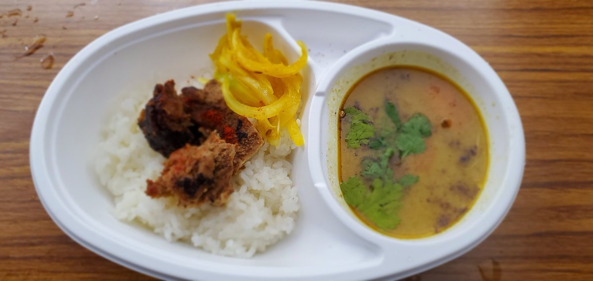 stillcrazymk's tweet image. 楽しいイベントやった～♪
まずフードが美味しい😋
特にこのスパイスカレー👌
drum系列のハコに行くのは数年ぶりやけどやっぱり照明がキレイやね✨
「悪酔いのメリーゴーランド」好きだなぁ～😍

#1Pint treato The Kilkenny