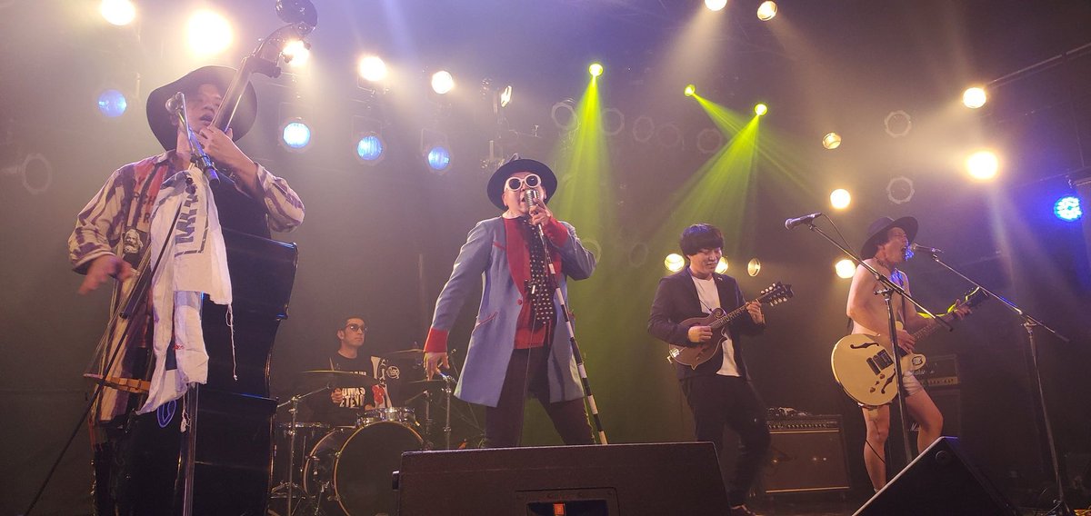 stillcrazymk's tweet image. 楽しいイベントやった～♪
まずフードが美味しい😋
特にこのスパイスカレー👌
drum系列のハコに行くのは数年ぶりやけどやっぱり照明がキレイやね✨
「悪酔いのメリーゴーランド」好きだなぁ～😍

#1Pint treato The Kilkenny