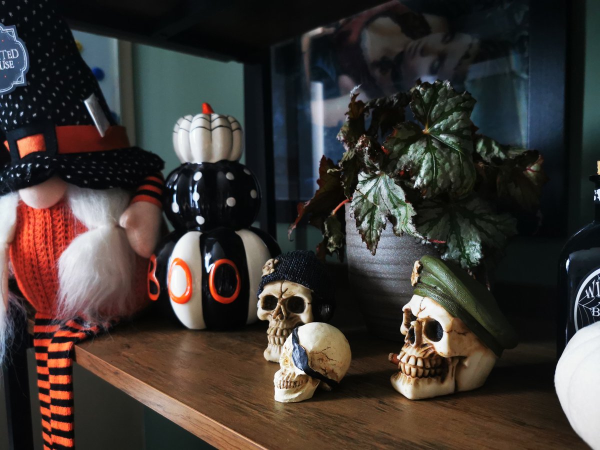 First affiliate strim. GET IN HERE

twitch.tv/maddmilliner