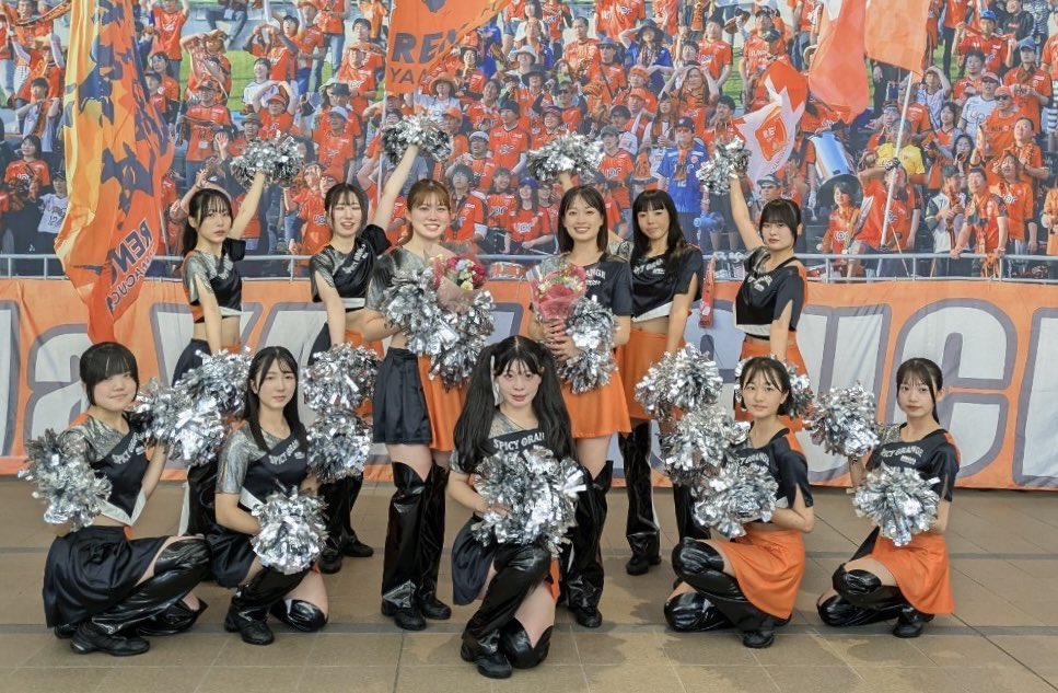 レノファ山口 オレンジ長袖ジャージ Oサイズ ピステ レノファ山口 美品 19301-451-