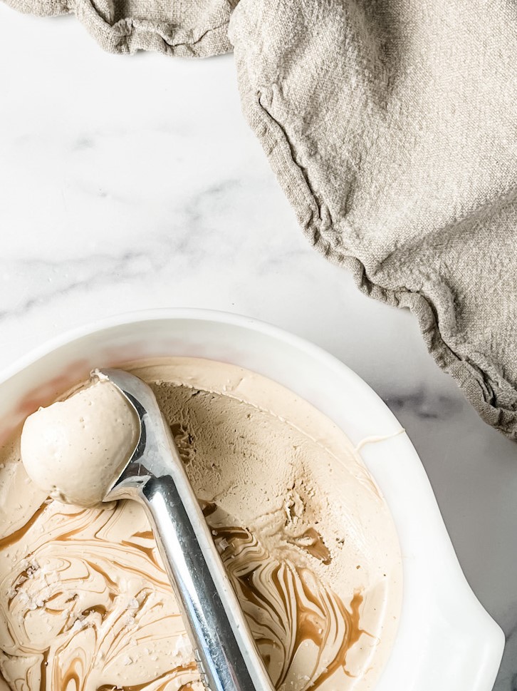 Good morning, chefs and spice lovers! 👨‍🍳
The fall and winter season is upon us, and with the cooler weather comes a shift in flavors. One of our fall and winter spiced favorites... Chai Spiced No Churn Ice Cream. 

Happy spicing and enjoy the season.

slofoodgroup.com/blogs/recipes-…