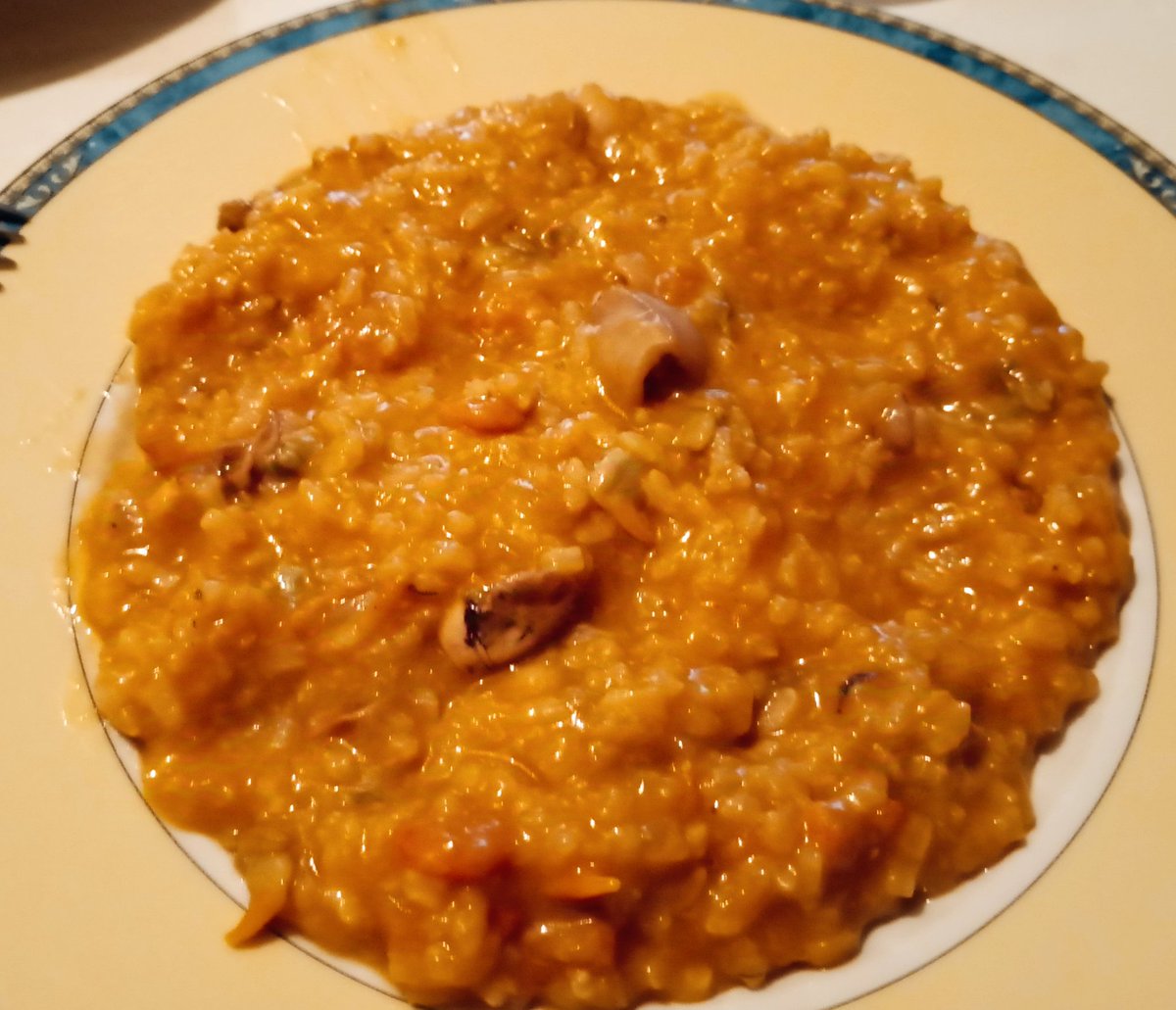 arròs melós amb calamars, gambes i berberetxos 
Boníssim 😋👌🏼