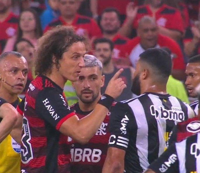 VAI TOMAR NO SEU CU VOCÊ É PUTA