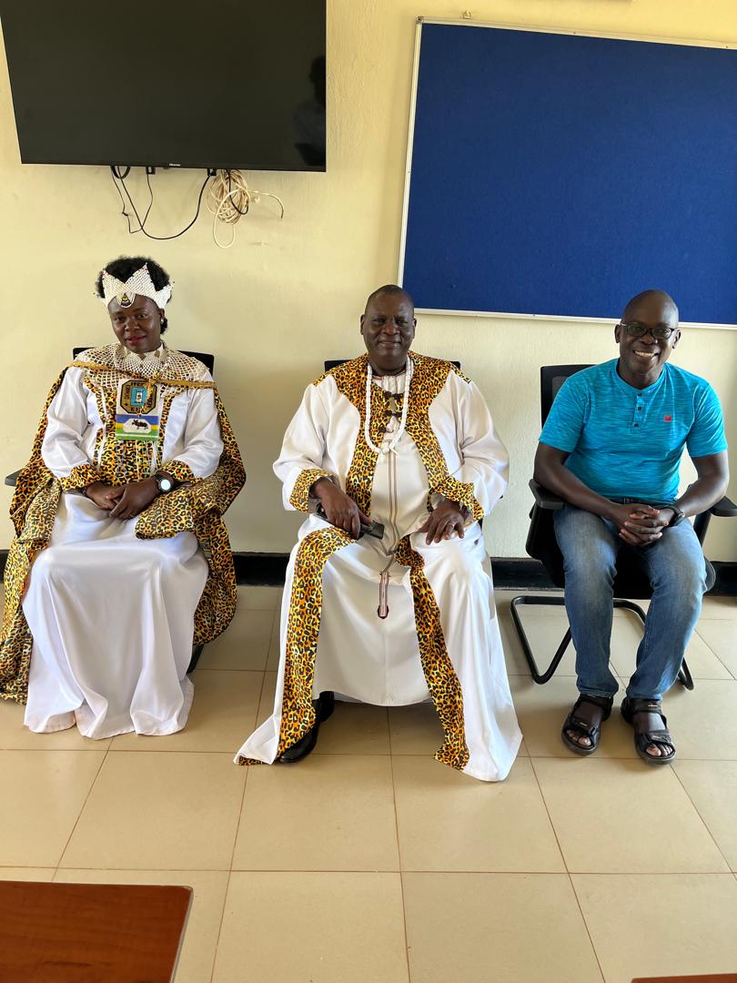 UMIUganda's tweet photo. His Majesty Papa Emorimor Paul Sande Emolot Etomeileng, King of Teso, and His Queen, Her Majesty Toto Akalait Juliet Among Emolot, who is also a DPAM student at UMI , made a courtesy call at the  UMI Mbale branch  en route to meet the  President in Pallisa. https://t.co/FFV3SIPoAq