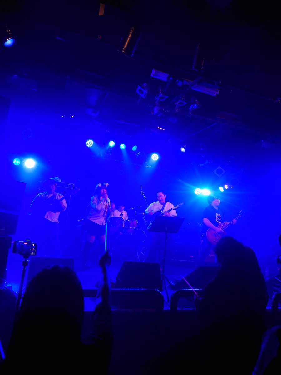 昨日も楽しくライブさせて頂きましたし、楽しく観させてもらいました!
久々のソニックまた演りたいです
個人的にけいすけに見せてあげたかったです!骨折お大事に