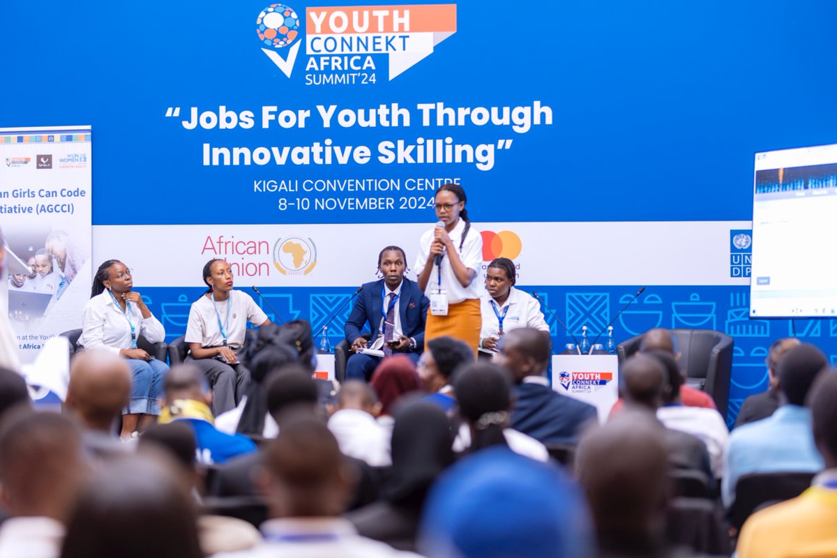 unwomenrwanda's tweet photo. It's a wrap for #YouthConnekt2024! The @UN_Women &amp; @AU_WGYD held a Mini Hackathon where girls from #Mali, #Senegal, #Mozambique, &amp; #Rwanda showcased coding skills, highlighting their potential in tech. This aligns with the AU theme “Educate an African fit for the 21st Century.” https://t.co/NokVRPXdzV