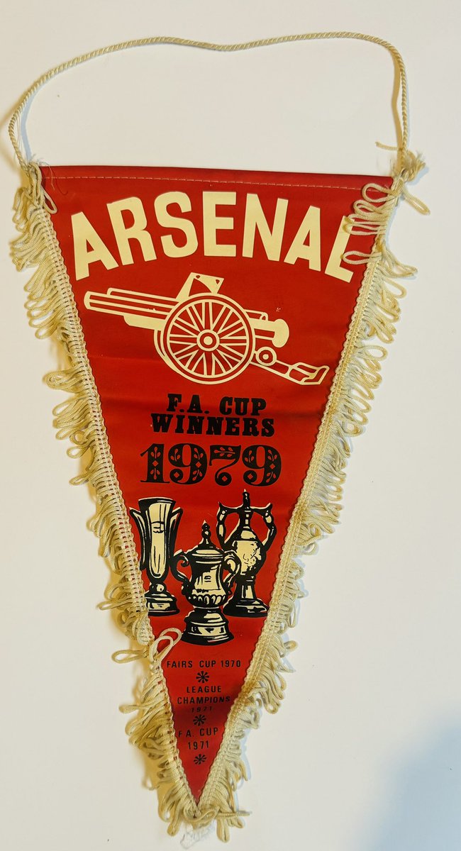 Ruth Beck Art 🔴⚪️🎨 tweet media