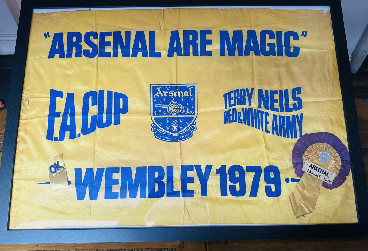 Ruth Beck Art 🔴⚪️🎨 tweet media