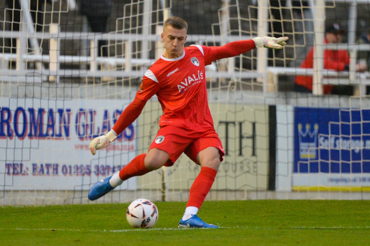34 clean sheets in 100 games for Max 🧤

📷 <a href="/mstainerphotog/">Mark Stainer Photography</a>
