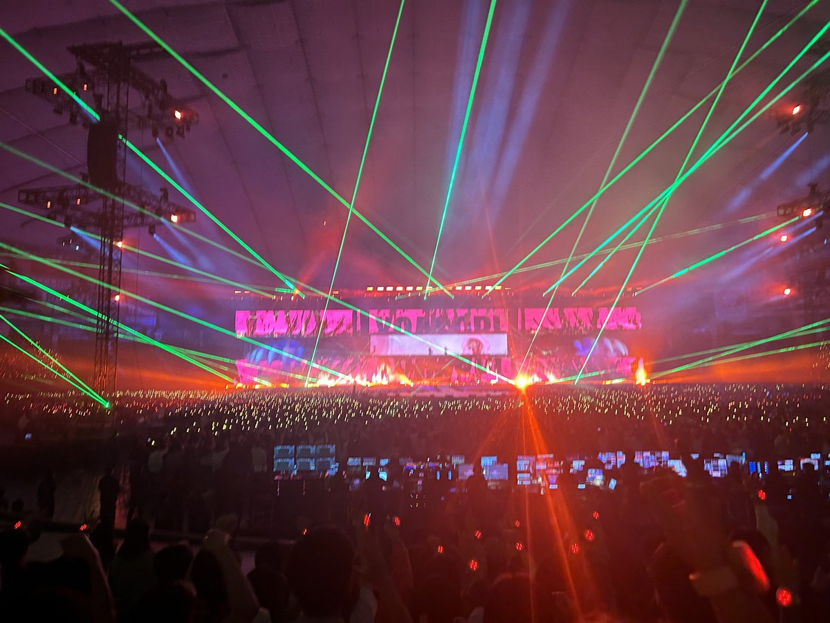 Ponnu_46's tweet photo. ドームやっぱり最高でした皆さんも是非YOASOBIのライブ行ってください https://t.co/wAqHOs31N0