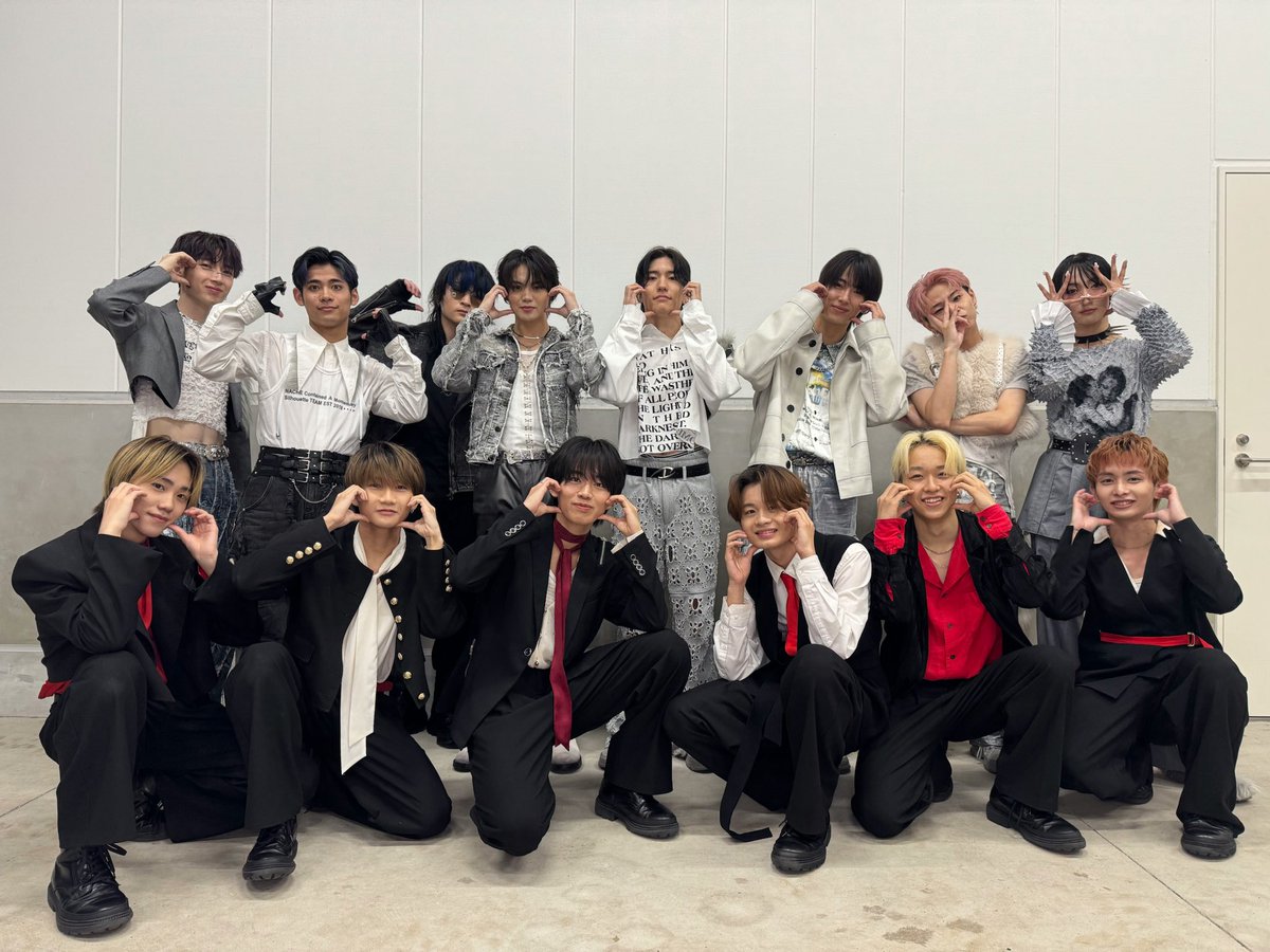 BANGERS_staff's tweet image. 📸2024.11.10(日)
『BoyAge Festival 2024 AUTUMN』

#XY (@xy___official )さんとお写真を撮らせていただきました✨
毎回パフォーマンスに圧倒され、日々勉強になります！
そして気さくに接していただき本当にありがとうございます！
またご一緒出来るよう頑張ります🔥

#BoyAgeFes2024秋 
#BANGERS