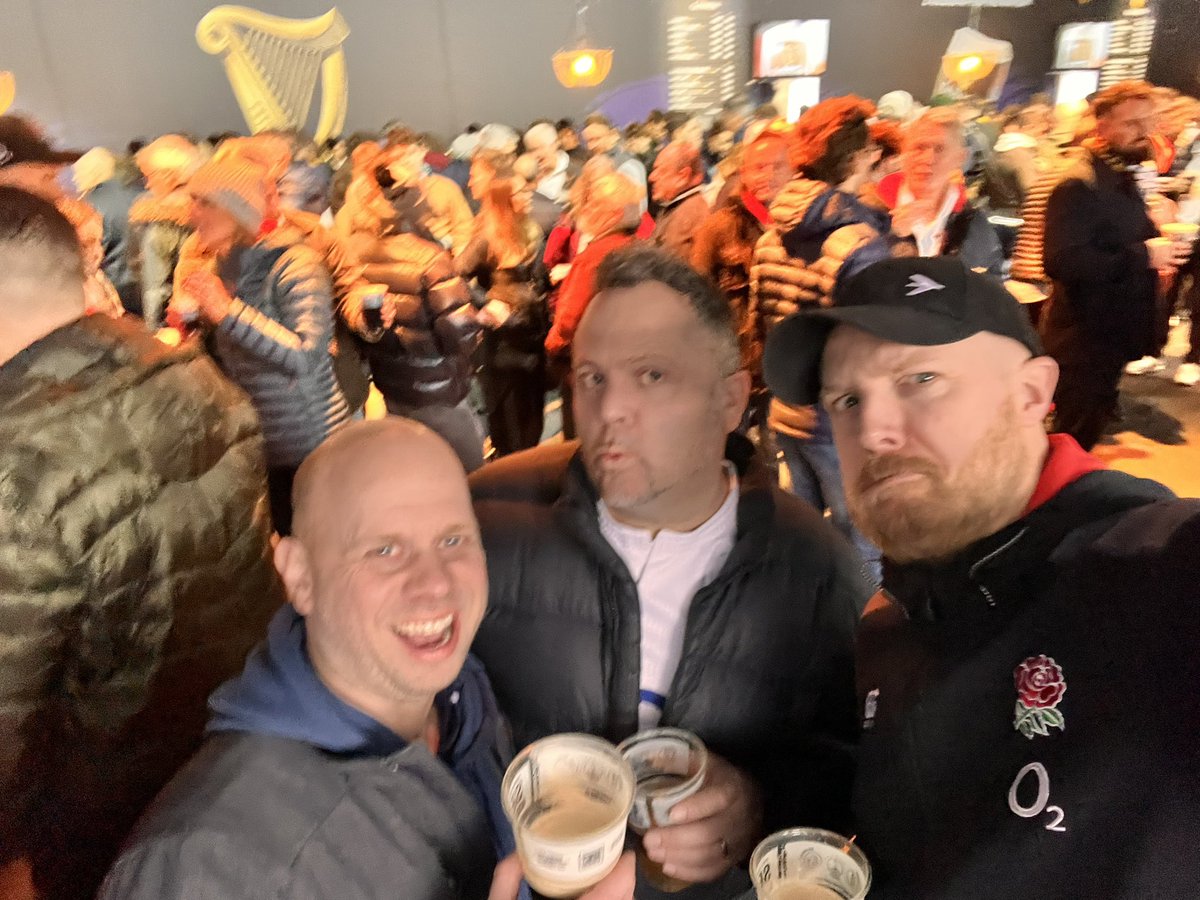Neavester81's tweet photo. #guinnessgameday https://t.co/NFWFO9ZuwD