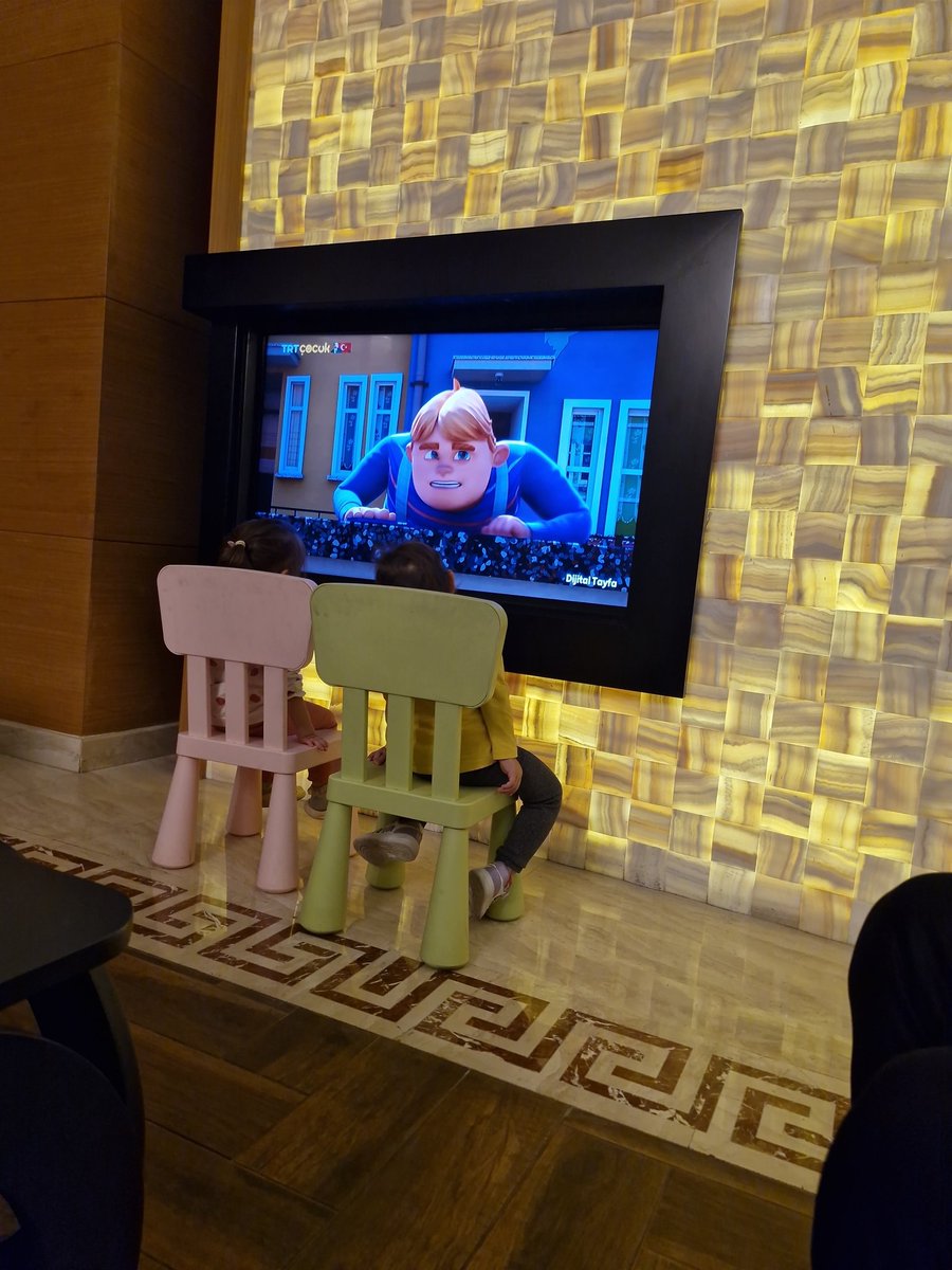 pinaryigci's tweet photo. Yakın sinema keyfi https://t.co/I0S17JjKxr