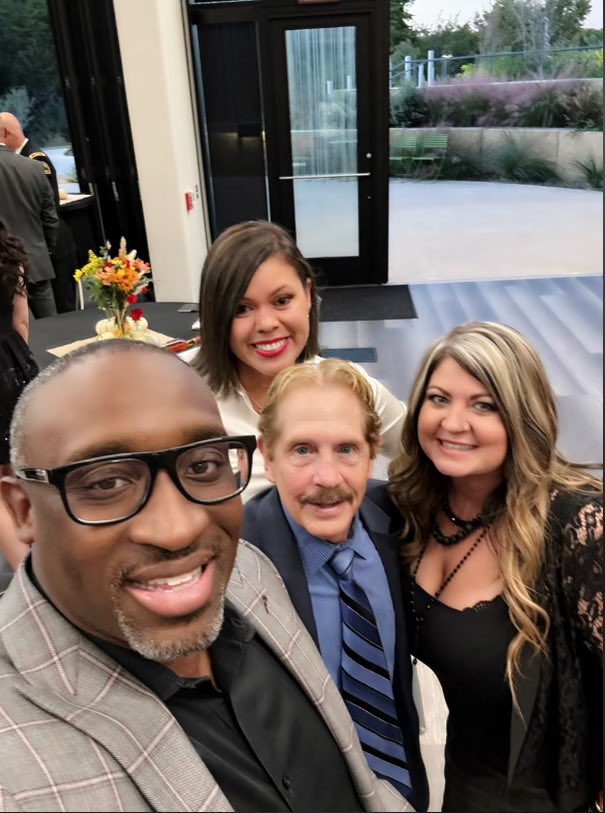 Mason4Mayor2019's tweet photo. Cedar Hill..… On November 15th we will be swearing in our new Fire Chief. Congratulations to Rafael Reyes https://t.co/DPDUC0zVRM