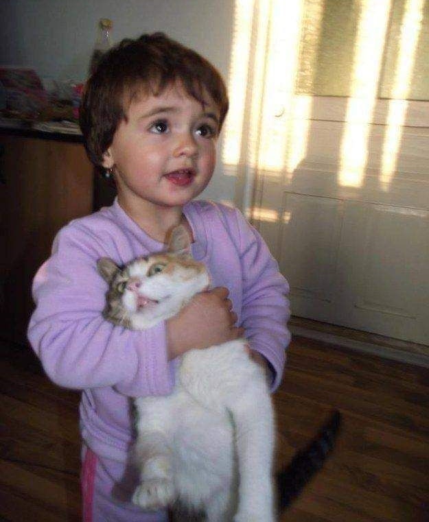 Ben seni seviyorsam sen de beni sevmek zorundasın