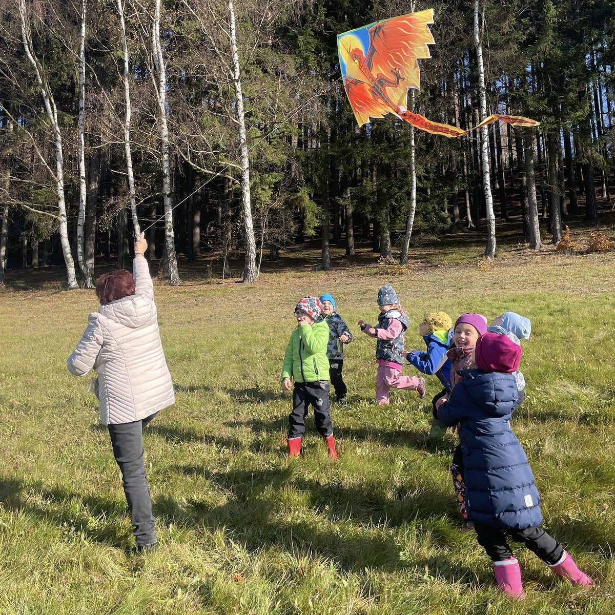 skolamachov's tweet image. DRACI 🪁🖍️🎨
Podzimní aktivity u ježečků.
#skolka #deti #drak #draci #tvoreni #kindergarten #kids #children #kite #kites #creating