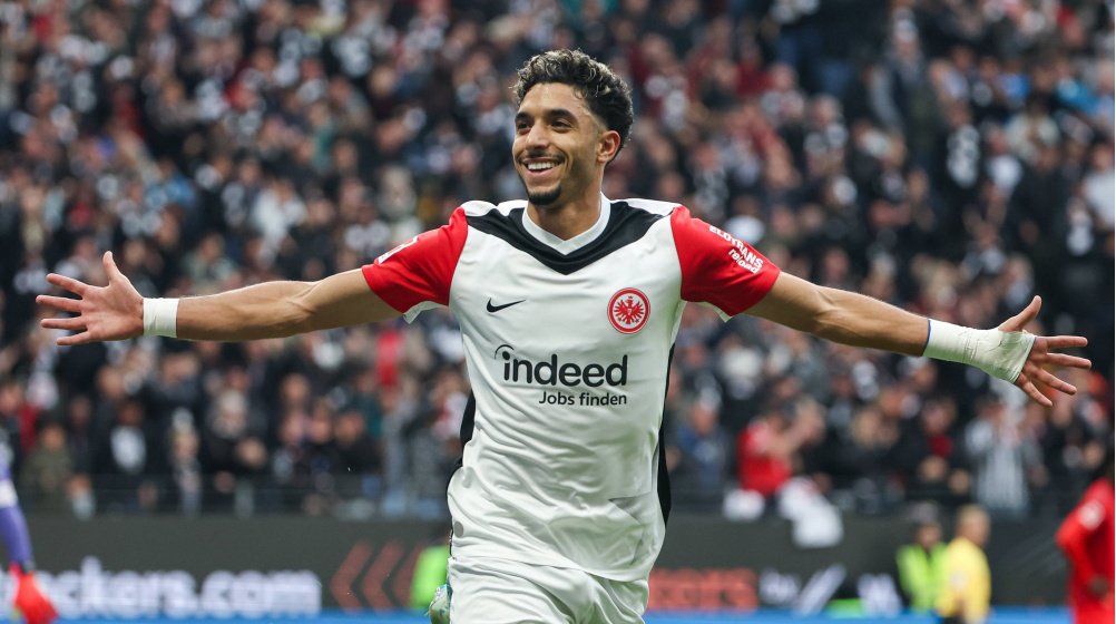 Currently, there is only two players who have 10 goals and 10 assists this season👀🇪🇬

 • Mohamed Salah [10 ⚽️ 10 🅰️]
• Omar Marmoush [14 ⚽️ 10 🅰️]

The Egyptian King and Prince💪🇪🇬