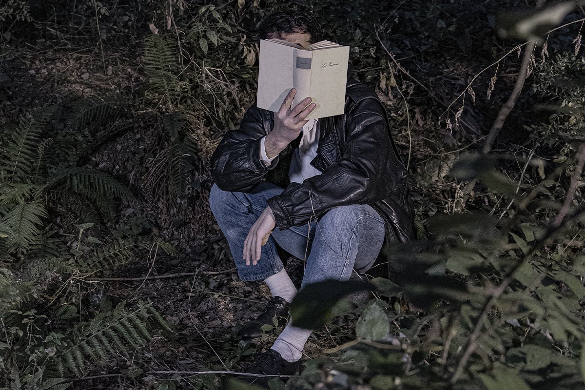 Basant-se en les 'Lettres' de Koltès, Ester Villamor dirigeix Albert Ausellé a 'El meu germà, Bernard', una peça intimista i poètica amb dramatúrgia de Villamor i <a href="/berta_giraut/">Berta Giraut Junoy</a> on la veu del dramaturg francès ens parla d'ell des de l'amor i des de les entranyes. (1/2)