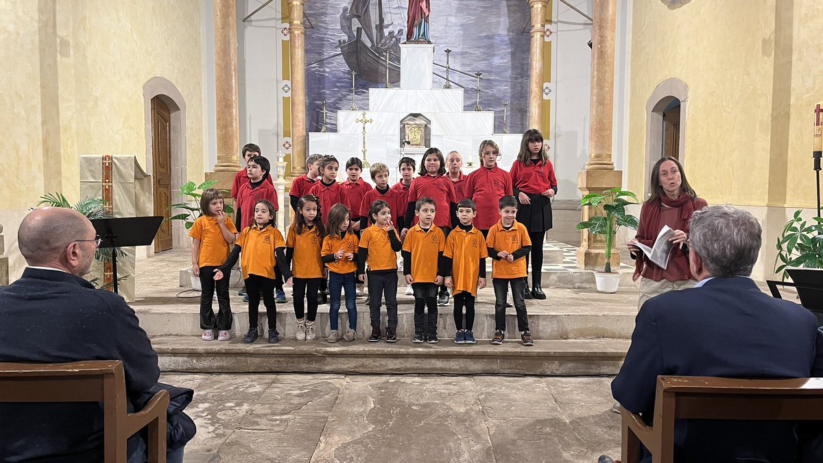 Joan Talarn (@lojoan) on Twitter photo A Puigverd d'Agramunt han conclòs les obres de remodelació de l'església de Sant Pere, després de 15 anys d'intervencions amb el suport de diverses administracions, com <a href="/DiputacioLleida/">Diputació de Lleida</a>. El patrimoni local ens explica com a poble si també és ple de vida! A Puigverd d'Agramunt han conclòs les obres de remodelació de l'església de Sant Pere, després de 15 anys d'intervencions amb el suport de diverses administracions, com <a href="/DiputacioLleida/">Diputació de Lleida</a>. El patrimoni local ens explica com a poble si també és ple de vida!