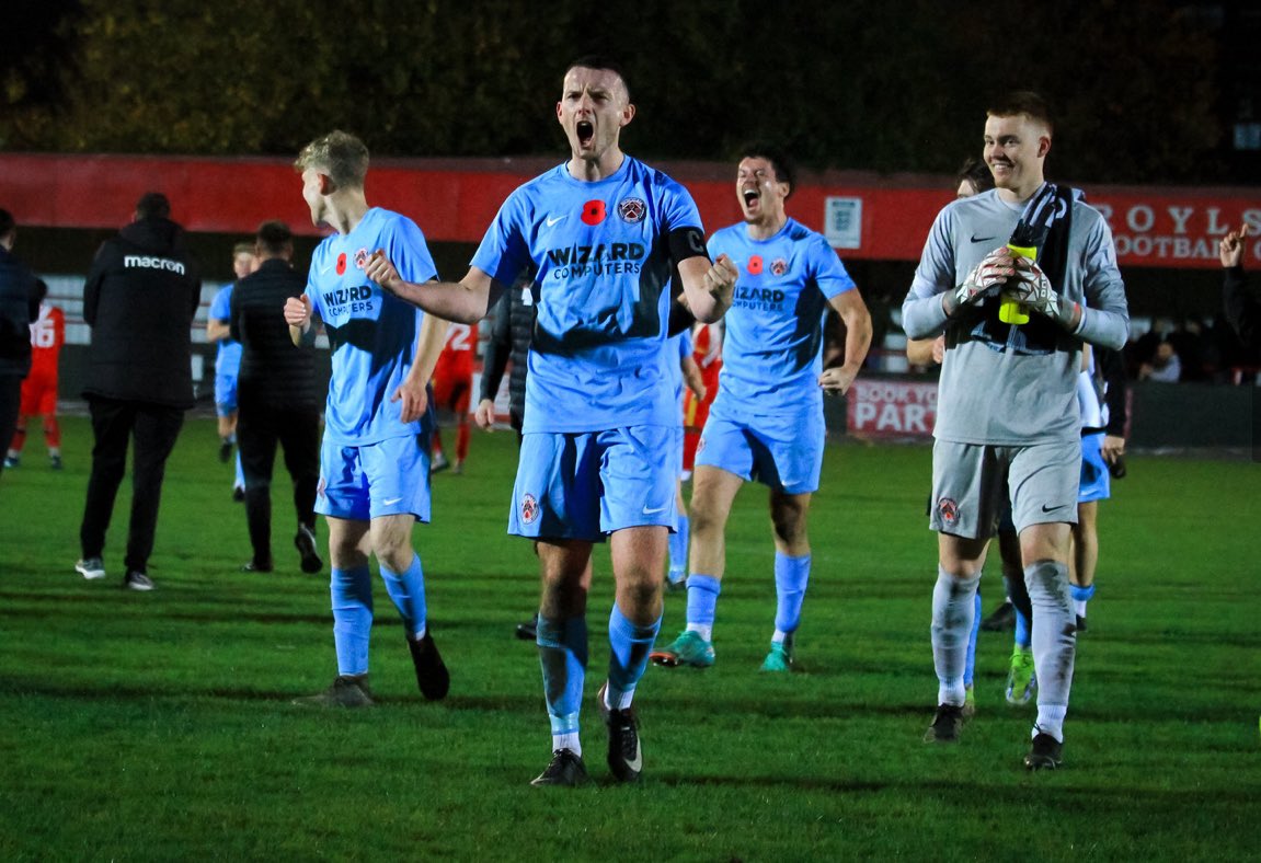 Absolute rollercoaster yesterday! 

Miles off it in the first half, 2-0 down at HT in front of 500+, but what a 2nd half comeback to win 2-3 🤩

Moments like these show the strength of the group - to stay composed, adapt &amp; fight for each other.. in to the QFs 🧡#Resilience