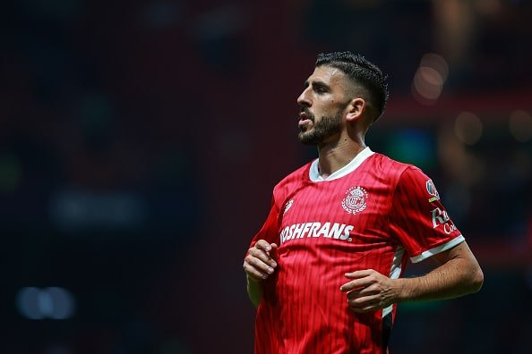 🔥PAULINHO, GOLEADOR INFERNAL🔥

Anotó 13 dianas para hacerse con el campeonato de goleo individual e hizo 5 asistencias

 ¡Marcó en todos los partidos de local! 

GRANDE, EL PORTUGUÉS QUE VINO PARA HACER HISTORIA
