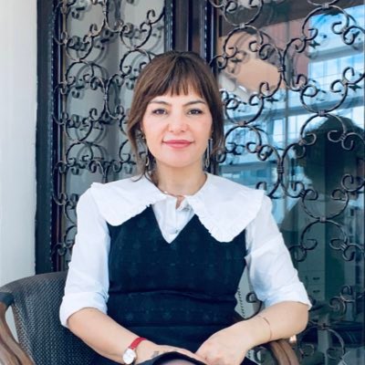 odakdunyam's tweet photo. Av. Hatice Yıldız:

“78 yaşındaki Melek İpek’i gözaltına almışlar.

Dilan’lar her gün eğlence mekanlarından video yayınlarken, Melek İpek gözaltında.

Bu ülkeye bu kötülük bilerek yapılıyor.”

@avhaticeyldz 

TürkiyeninMelek AnnesineZulüm https://t.co/5FpdheDBj2