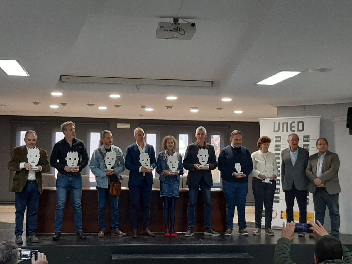 En el Aula de la UNED de La Bañeza en la Clausura del III CONGRESO INTERNACIONAL DE MASCARADAS: Recuperando la tradición. Educación y patrimonio

extension.uned.es/actividad/idac…