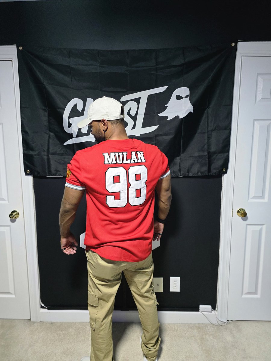 Plat2num's tweet image. I love my fit for today 🩵🥰💪🏾

#boxlunchgifts #mushu #mulan