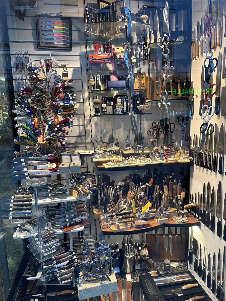 euroyonetim's tweet image. seni piçaklarım #pala