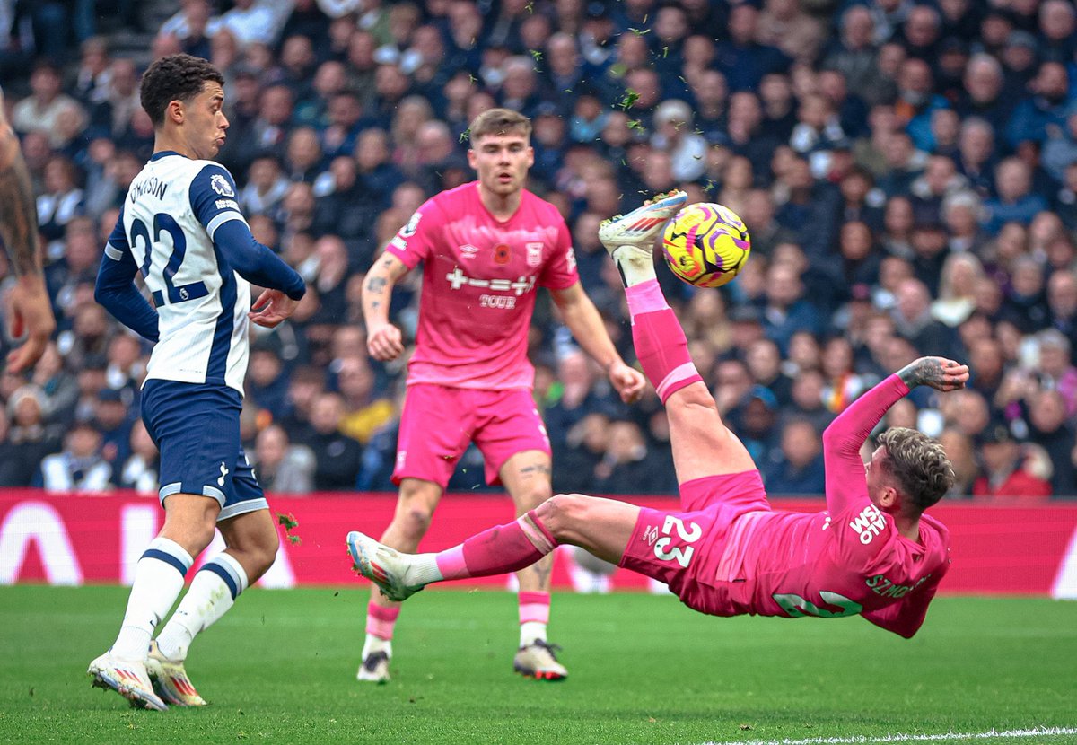 🖼 Hang it in the Louvre… 

#ITFC