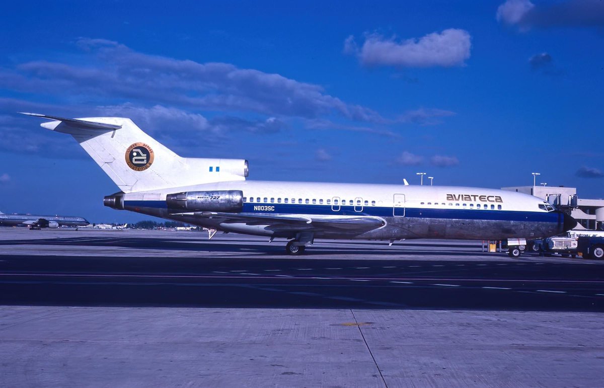 n194at's tweet photo. Aviateca
Boeing 727-27 N803SC
MIA/KMIA Miami Intl Airport
Late 1980s
Photo credit Charles Straeche
#AvGeek #Airlines #Aviation #AvGeeks #Boeing #B727 #Aviateca #Ecuador #MIA #Miami @iflymia https://t.co/zJaVuxKtET