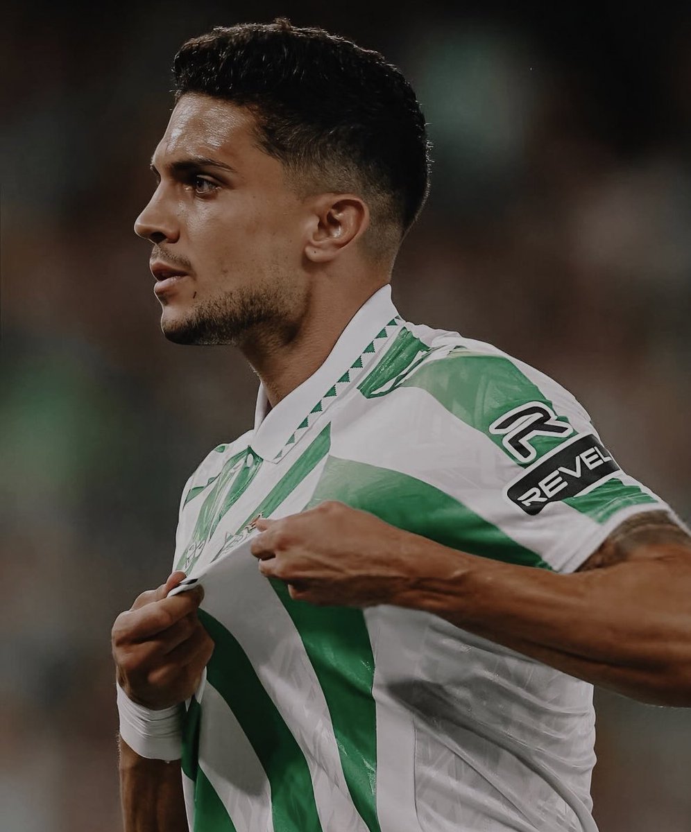 ElMagoBotas_'s tweet photo. Don Marc Bartra.

No podía ser otro. Tenía que ser él.

CAPITÁN.

@MarcBartra https://t.co/DJnx8R0JUY
