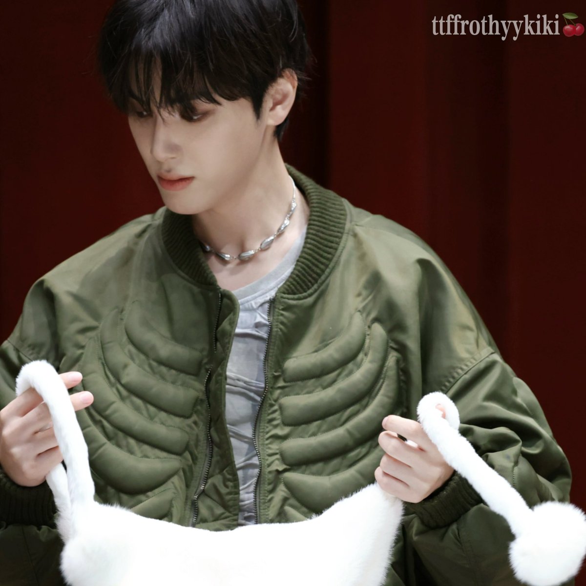 241108

표정이 왜 이렇게 진지해🤲🏻

#더보이즈 #THEBOYZ 
#주학년 #Juhaknyeon 
#周鶴年 
#ハンニョン #チュハンニョン